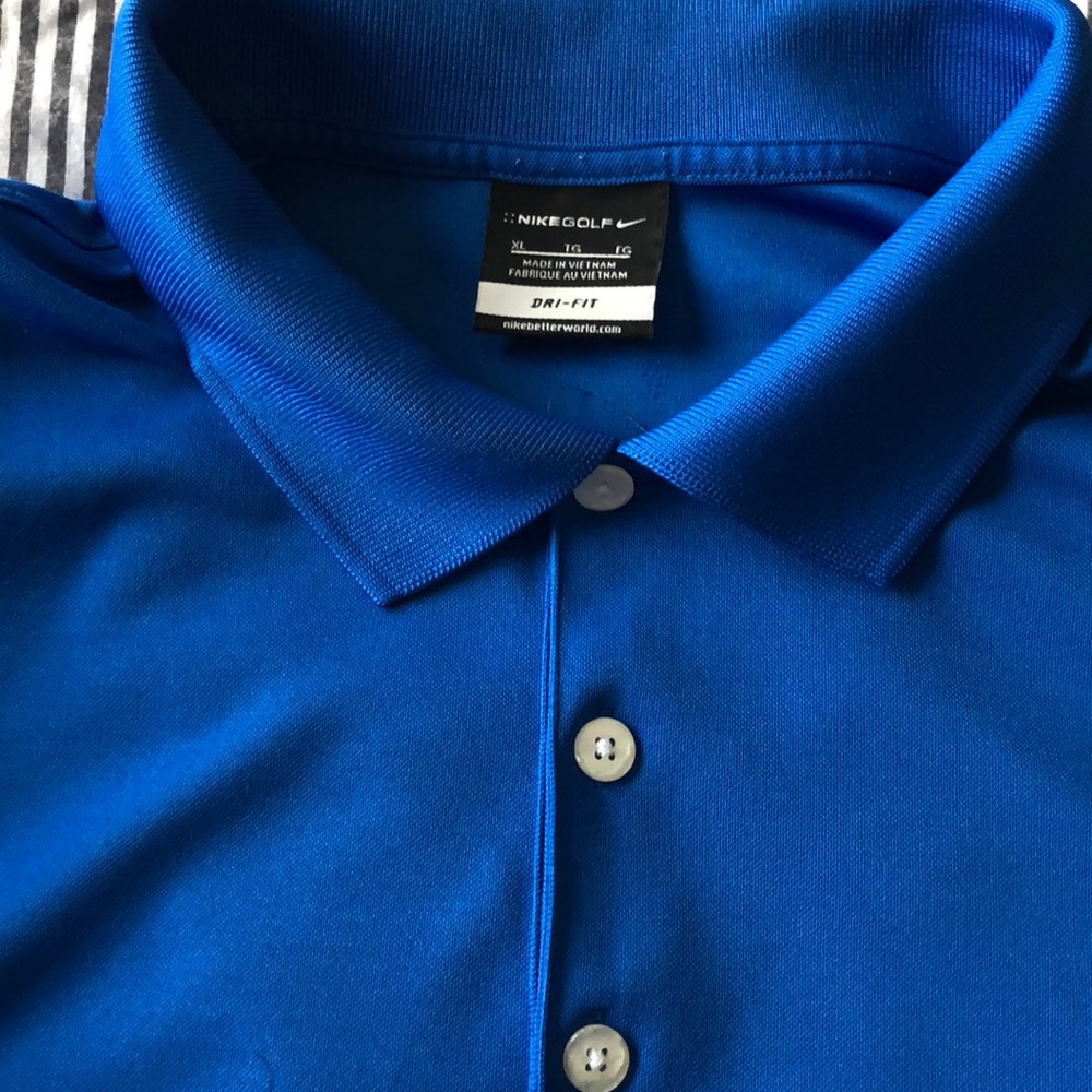 Nike Golf Shirt - Picture 2 of 2